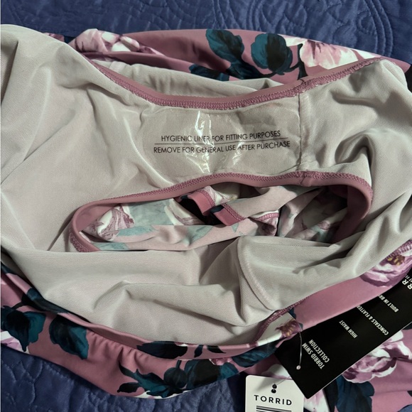 Torrid 2 lavender floral swimsuit NWT - Picture 8 of 8